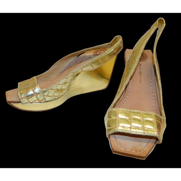 Size 7 Modern Vintage Gold Croc-Embossed Wedge Slingback Sandals Size 37.5 - Picture 1 of 11